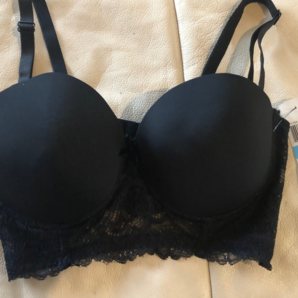 Gorgeous Black and Lace Bra; NEW WITH TAGS; PushUp